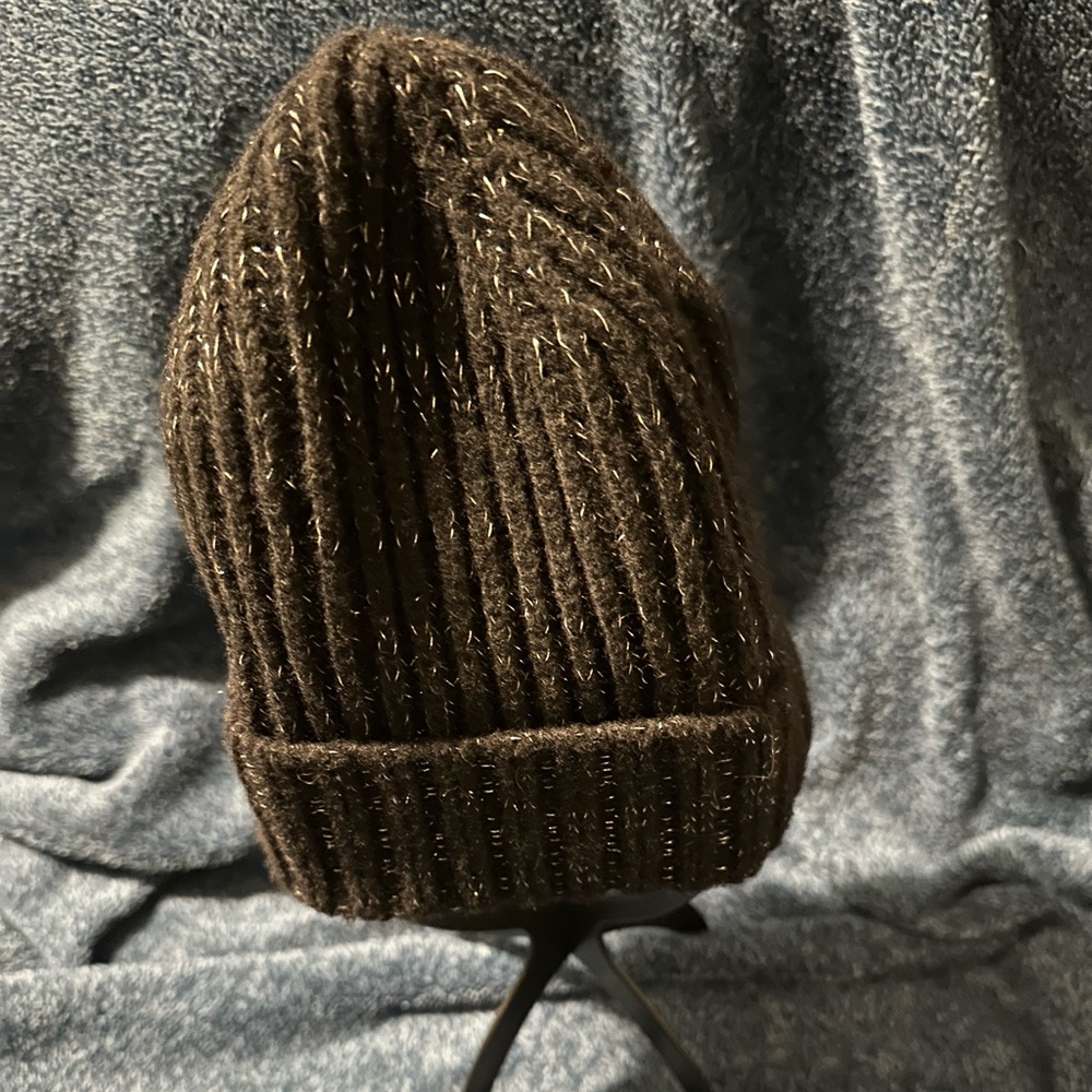 NWOT black with silver beanie hat